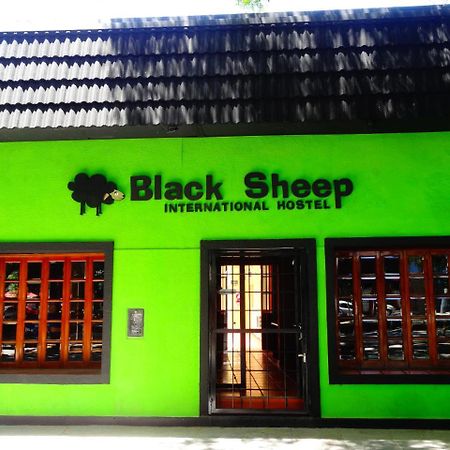 Black Sheep International Hostel Mendoza Exterior foto
